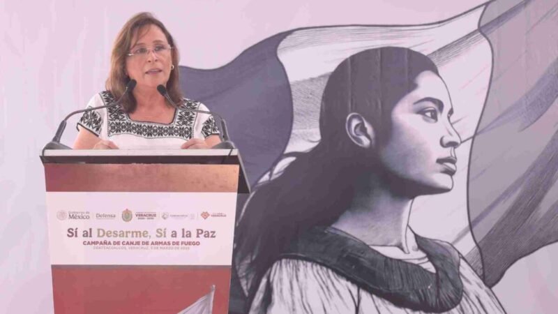 VAMOS A RECUPERAR COATZACOALCOS; ROCÍO NAHLE