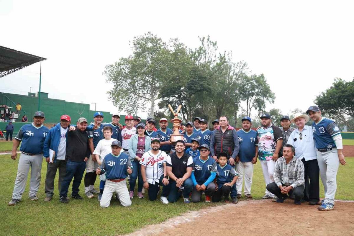 RHINOS DE HUATUSCO, CAMPEONES DE SEGUNDA FUERZA