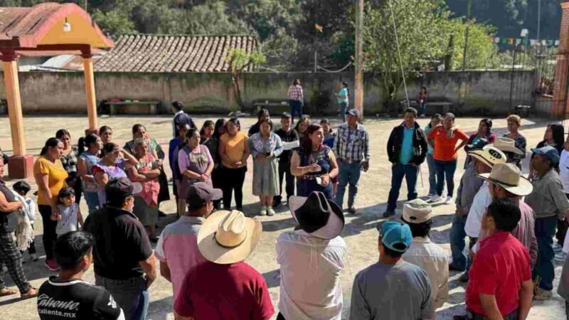 ENTREGAN BIODIGESTORES EN CALCAHUALCO