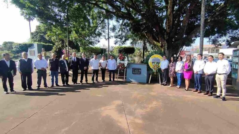 CONMEMORAN AUTORIDADES NATALICIO DE BENITO JUÁREZ Y COMIENZO DE LA PRIMAVERA
