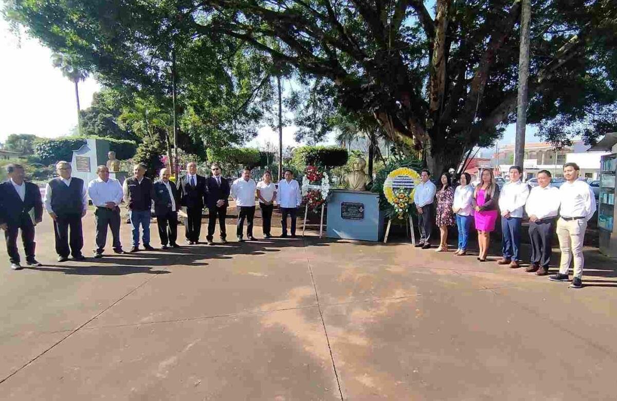 CONMEMORAN AUTORIDADES NATALICIO DE BENITO JUÁREZ Y COMIENZO DE LA PRIMAVERA