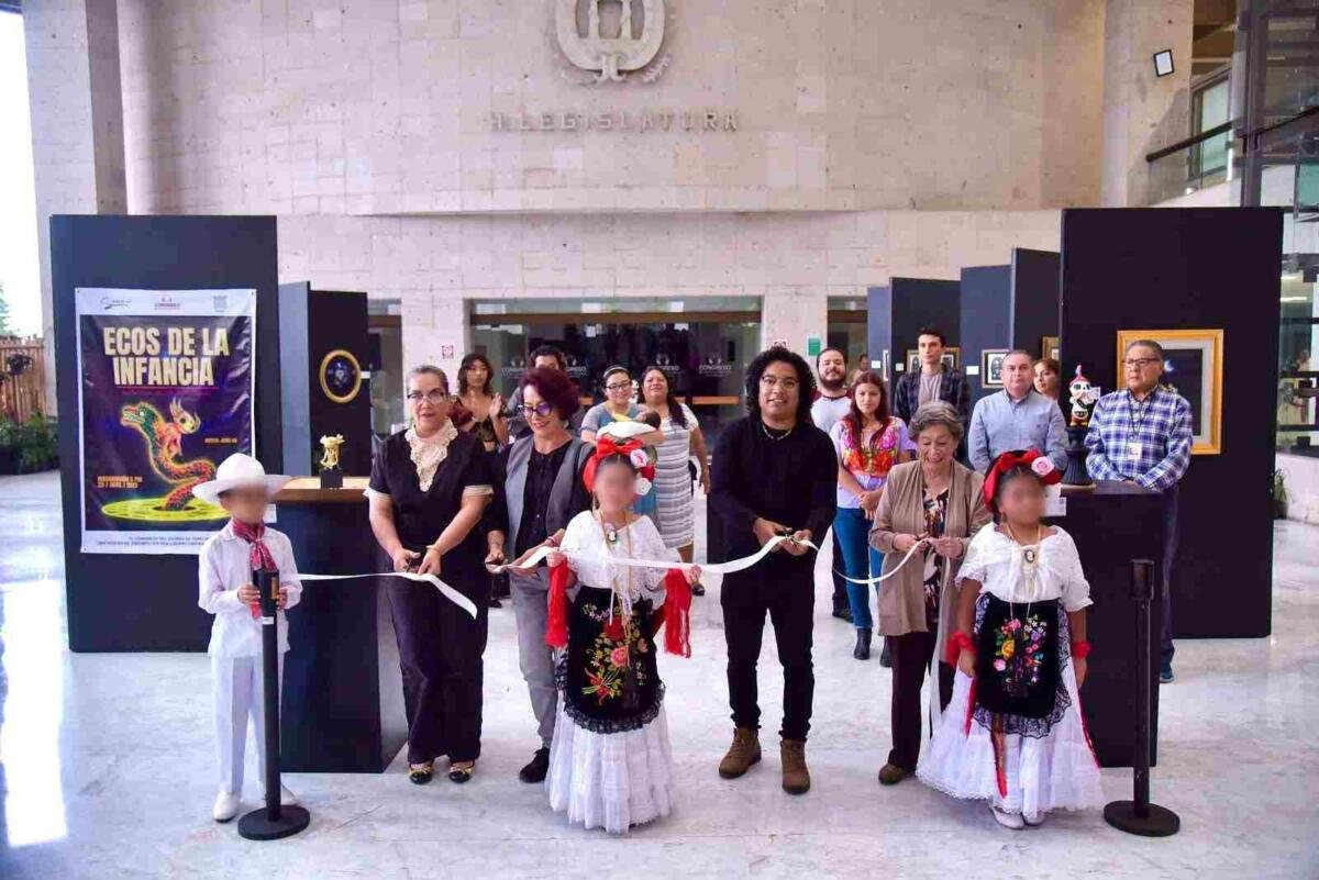 INAUGURAN EN EL CONGRESO LA EXPOSICIÓN ECOS DE LA INFANCIA