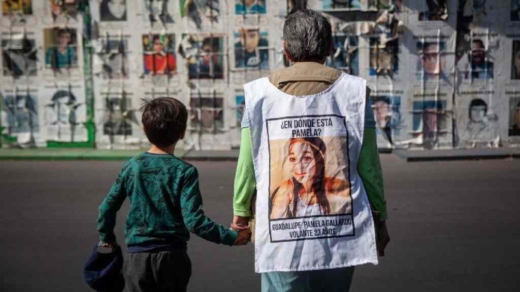 COLECTIVOS CONDENAN ASESINATO DE MADRE BUSCADORA Y SU HIJO
