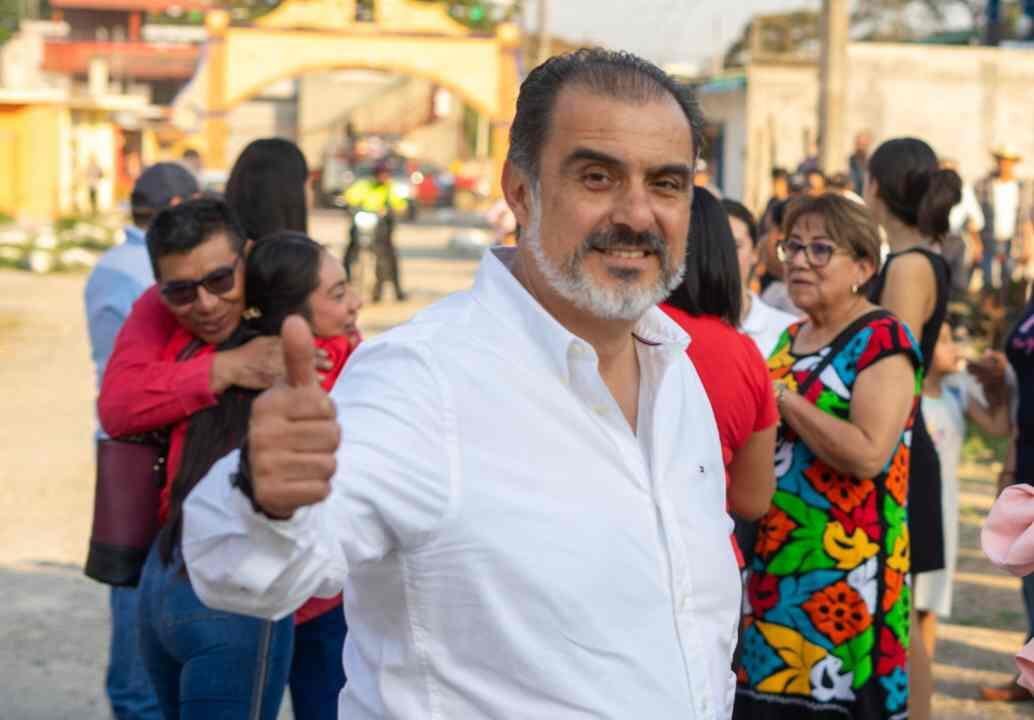 RECIBE NACHO GUTIÉRREZ CONSTANCIA DEL OPLE