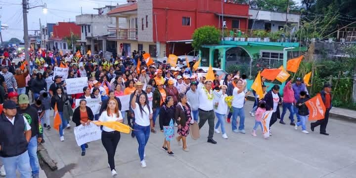 MAREA NARANJA LLEGA A COLONIA CARDENISTA Y TOZONGO