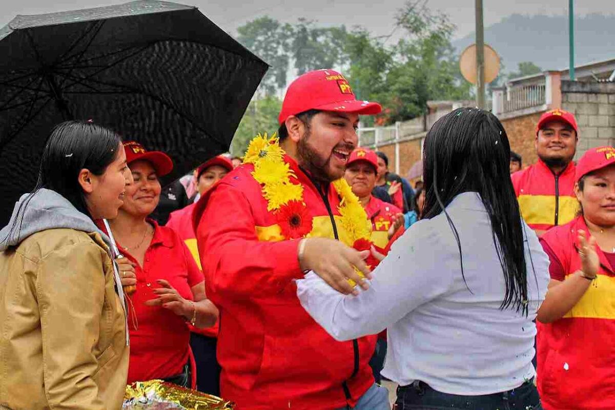 SE SUMAN LA TROJE Y PRESIDIO A ANDRÉS HERRERA