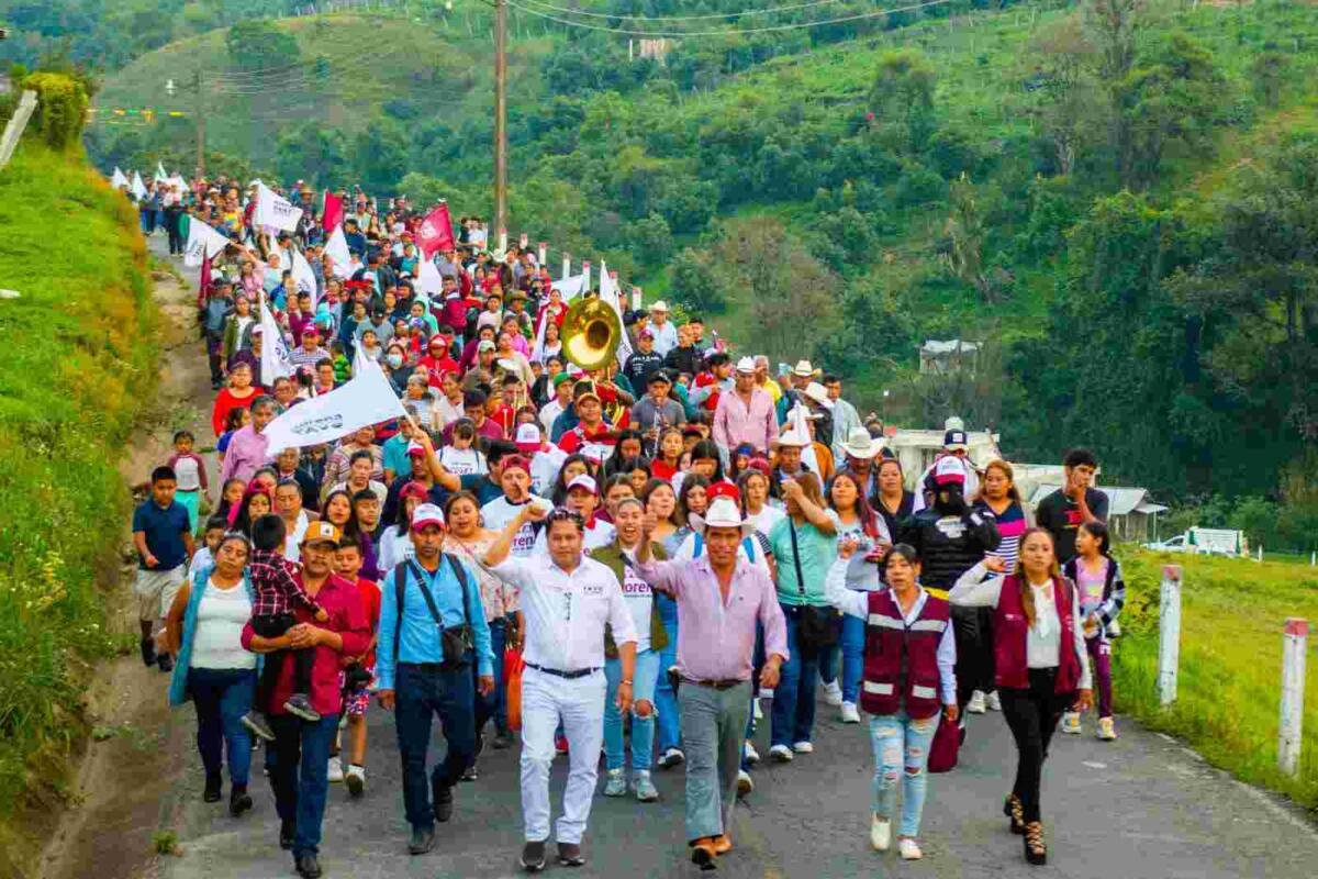 COBIJAN EN TEACALCO A GUSTAVO ESCUDERO