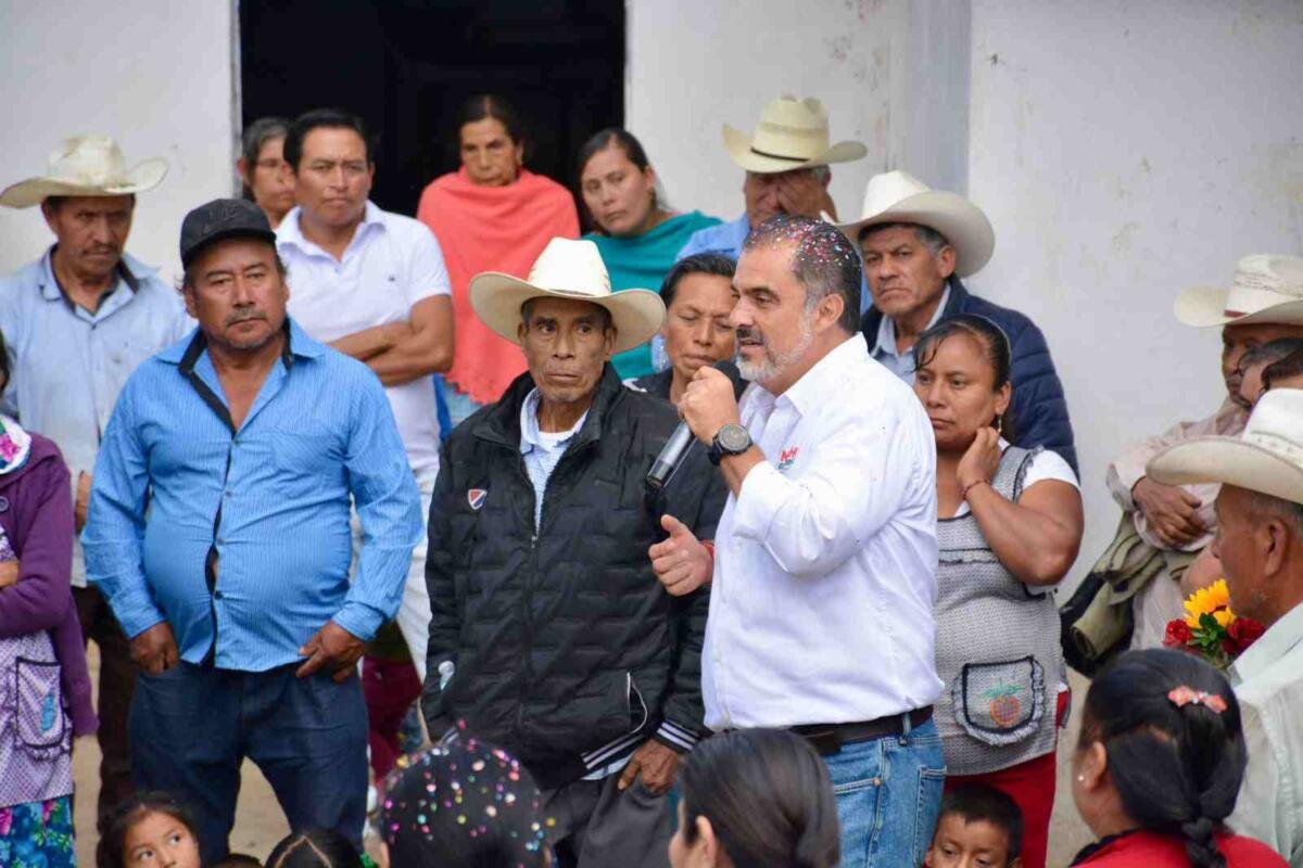 MÁS Y MEJORES SERVICIOS PARA LAS COMUNIDADES; IGNACIO GUTIÉRREZ