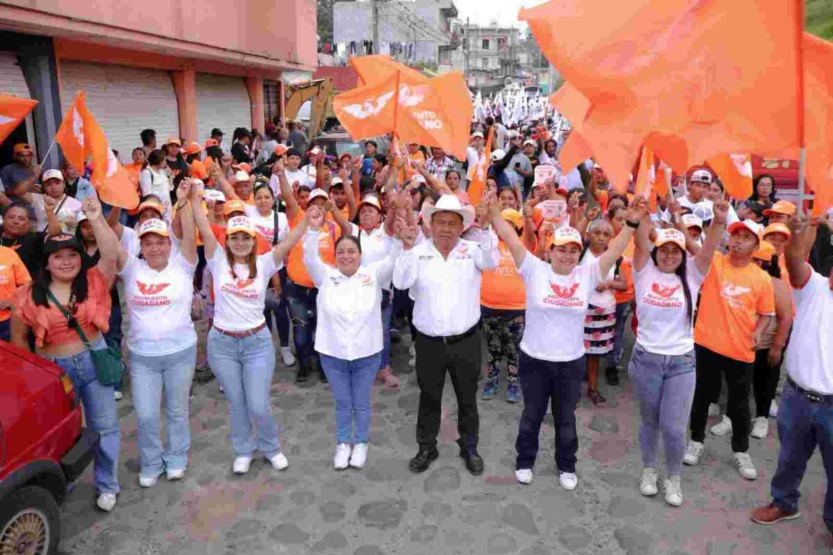 ESTAMOS ARMANDO EL FUTURO DE COSCOMATEPEC; ARMANDO REYES