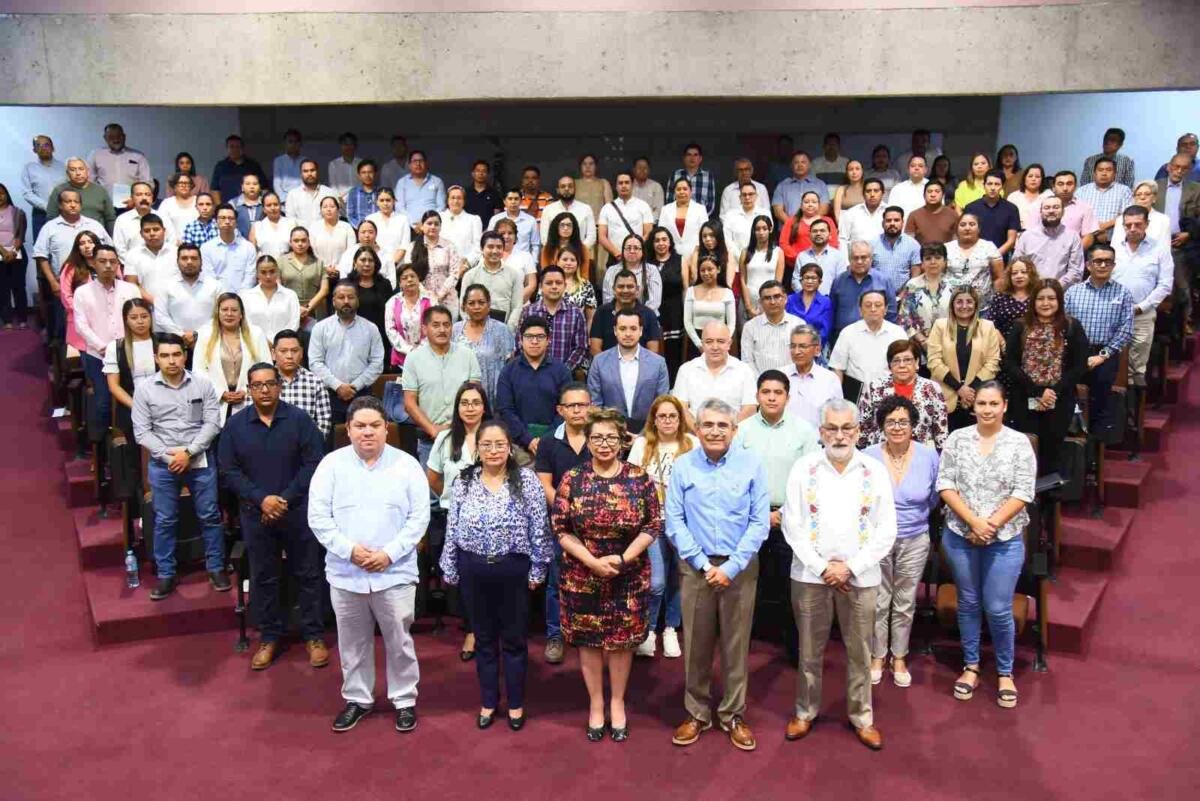 CAPACITA CONGRESO Y ORFIS A AUTORIDADES EN ENTREGA-RECEPCIÓN