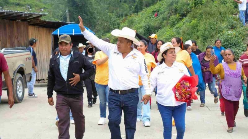 COMUNIDADES DE COSCOMATEPEC, CON ARMANDO