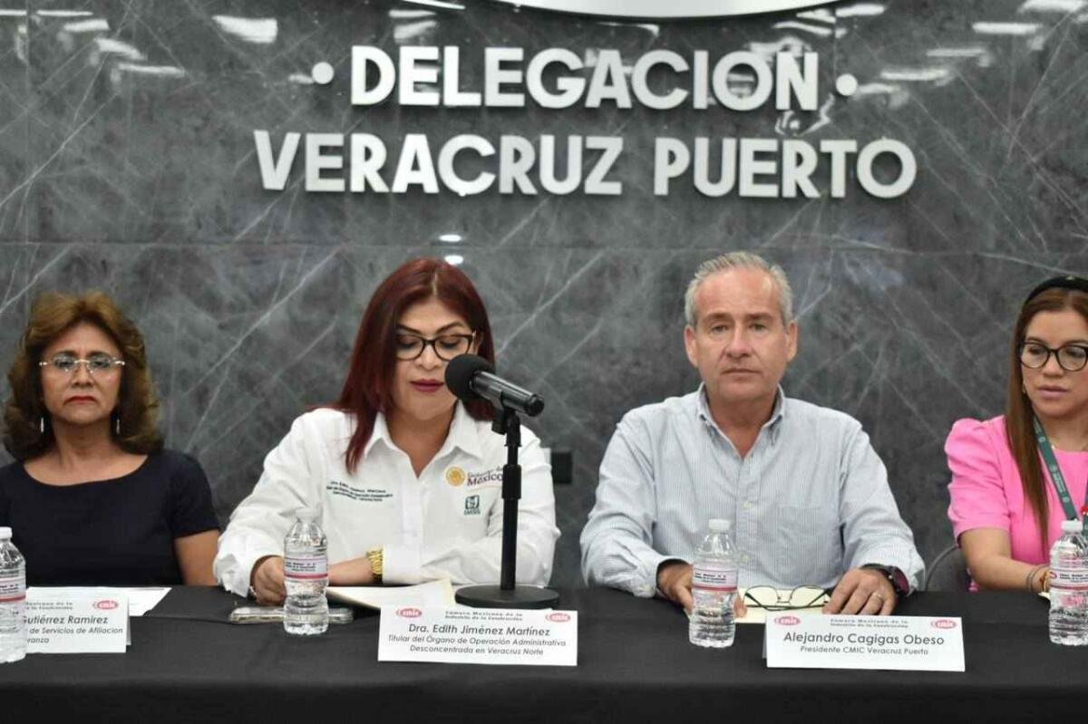 ANUNCIAN PROYECTOS HOSPITALARIOS POR 3 MIL MILLONES DE PESOS EN VERACRUZ Y XALAPA