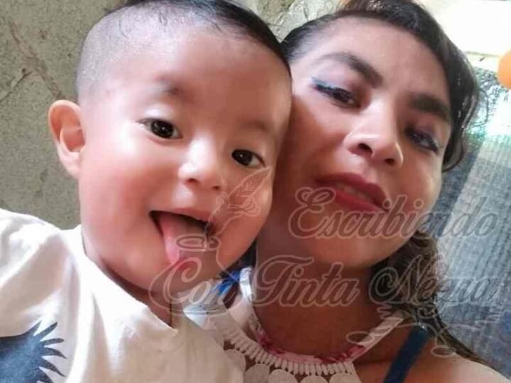 BUSCA A SU ESPOSA E HIJO