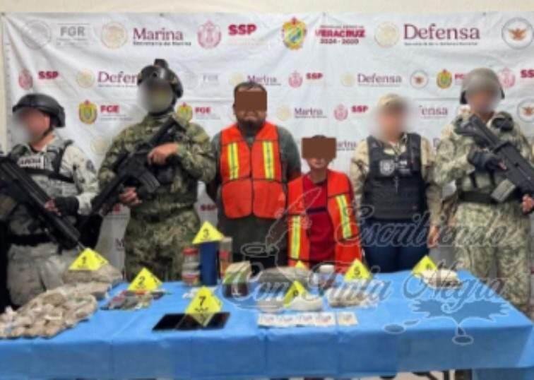 CAPTURAN A PAREJA CON DROGA EN IXHUATLÁN