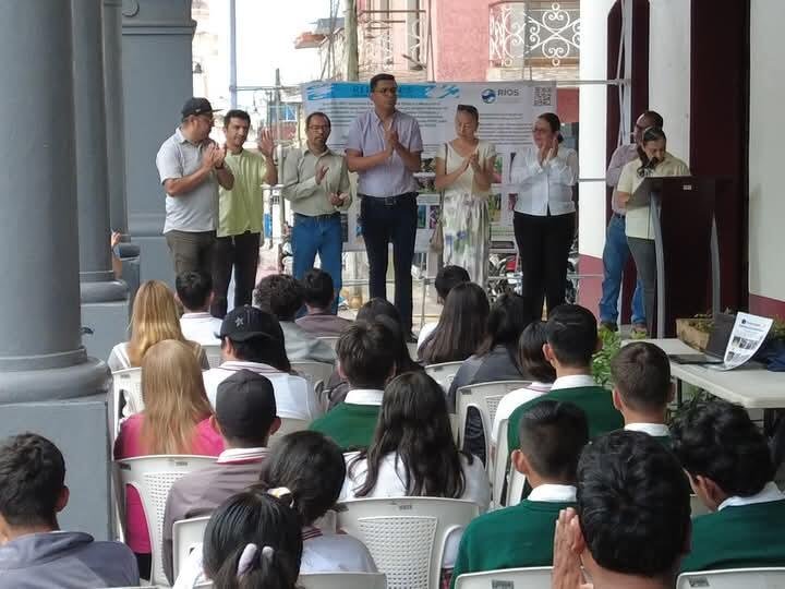 EMPRENDEN RED DE VIVEROS Y HUERTOS ESCOLARES