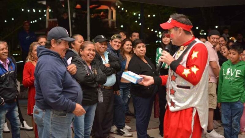 FESTEJAN DÍA DEL PADRE EN TOMATLÁN