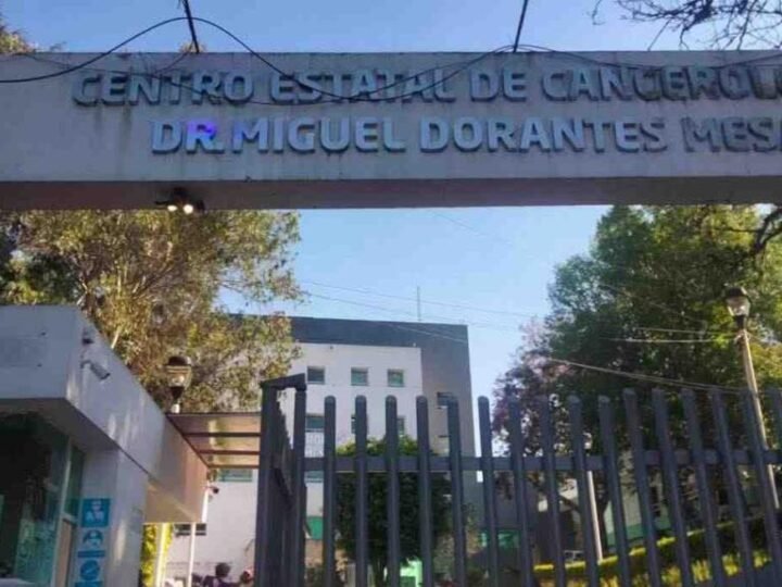 ENFERMOS DE CÁNCER, SIN MEDICAMENTOS