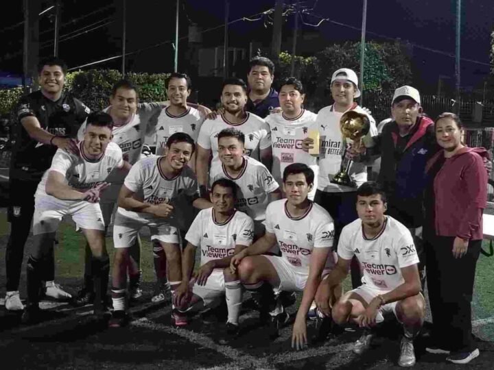 RETIRADOS, CAMPEÓN DE FÚTBOL 5