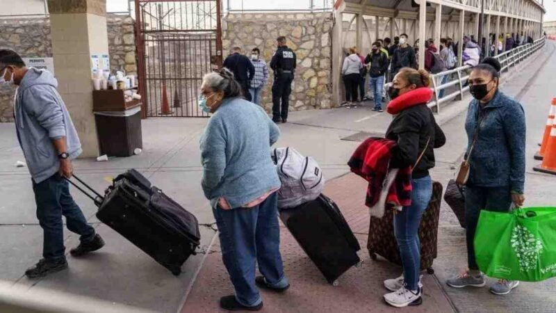 QUITARÁN A LOS INDOCUMENTADOS QUE SE AUTODEPORTEN LAS MULTAS POR NO HABERSE IDO ANTES