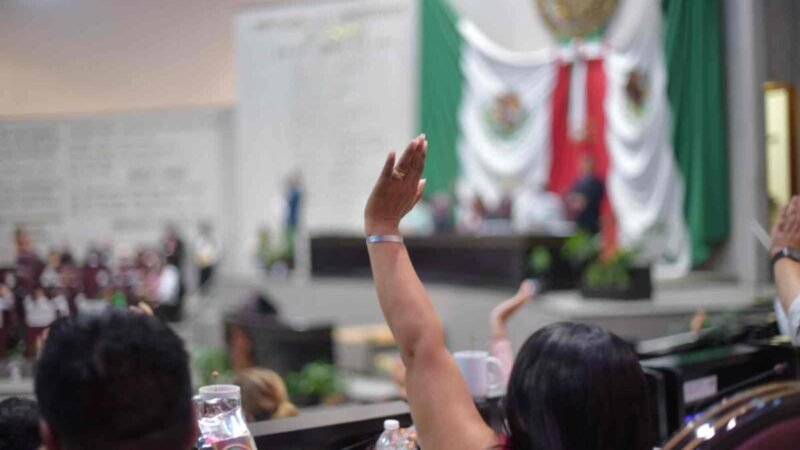 APRUEBA CONGRESO NUEVA INTEGRACIÓN DE COMISIONES LEGISLATIVAS