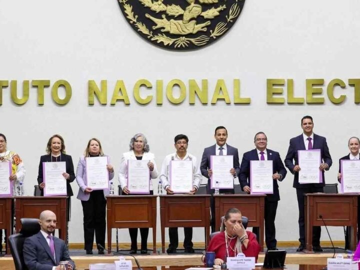 INE ENTREGA CONSTANCIAS DE MAYORÍA A MINISTROS ELECTOS DE LA SCJN