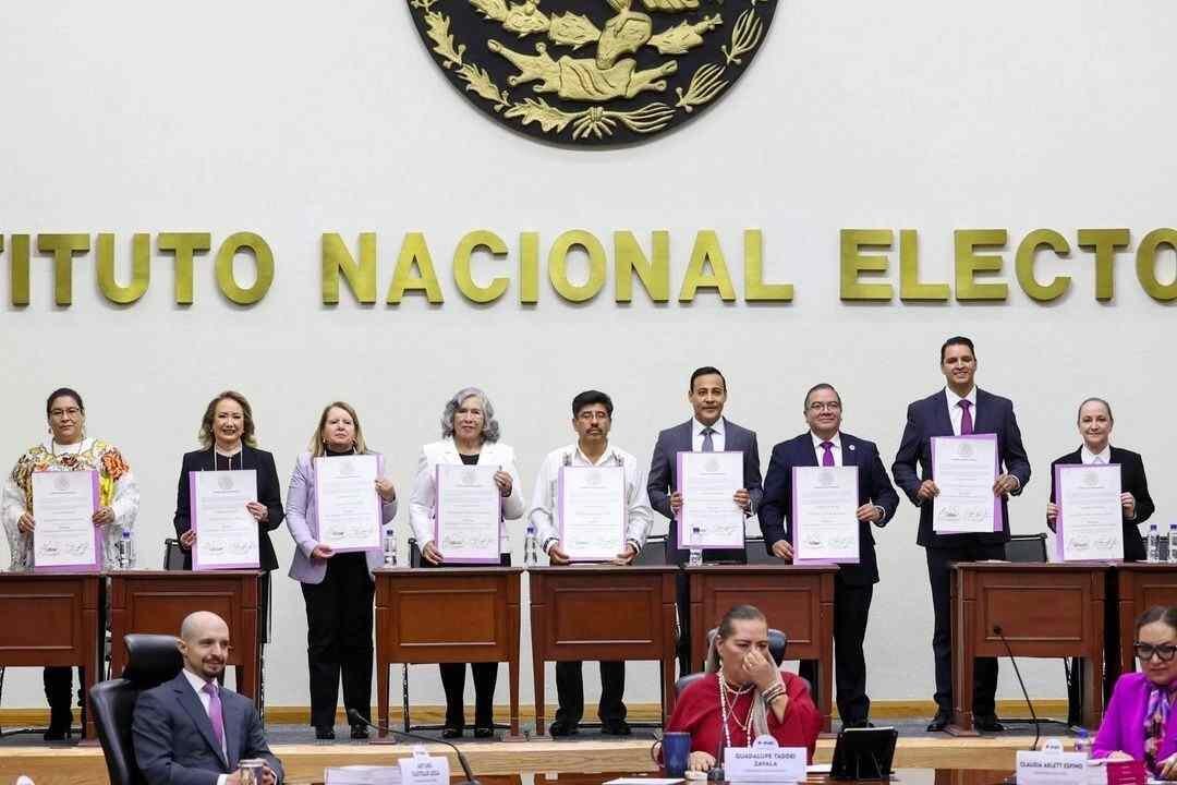 INE ENTREGA CONSTANCIAS DE MAYORÍA A MINISTROS ELECTOS DE LA SCJN