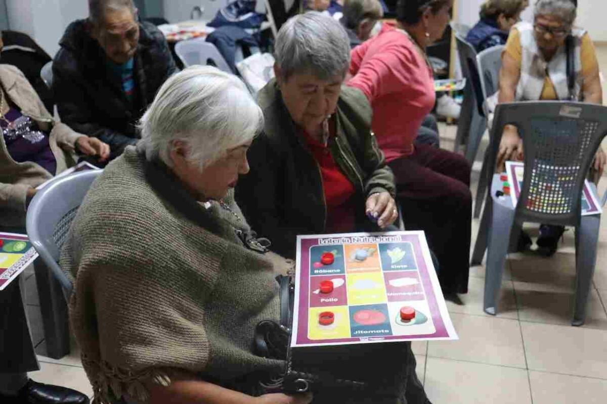 INSTRUYEN A ADULTOS MAYORES SOBRE ALIMENTACIÓN BALANCEADA DE ACUERDO A SU EDAD