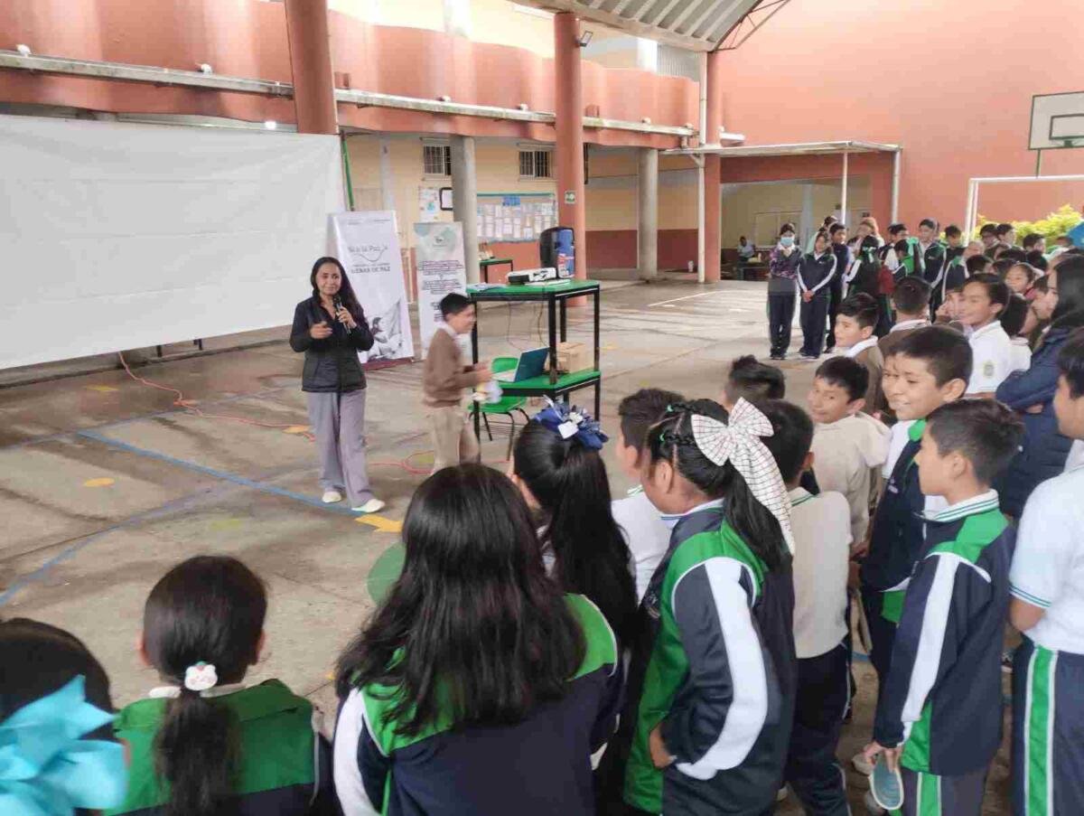 PROMUEVEN TALLER DE LECTURA “SÍ A LA PAZ”