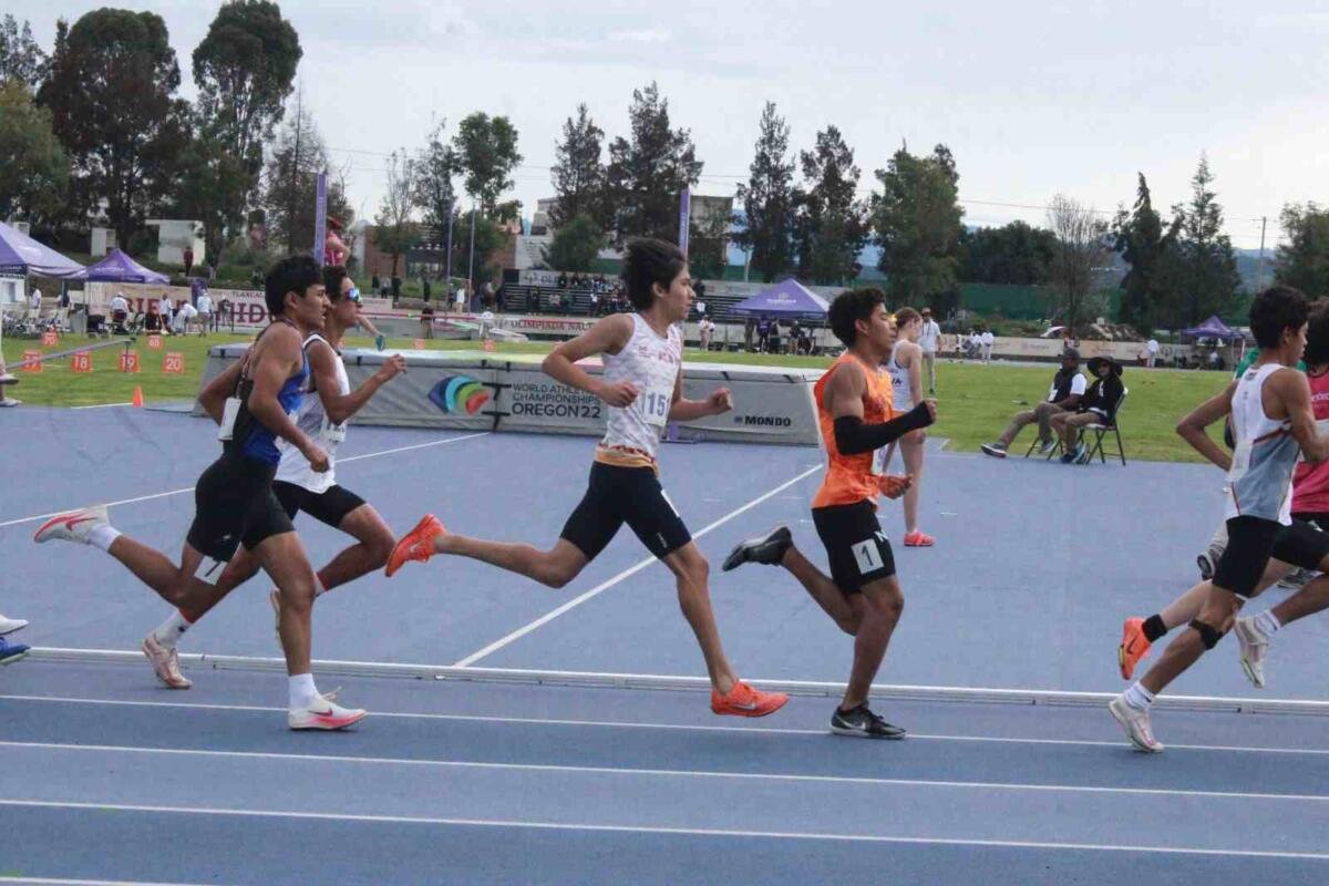 PLATA PARA VERACRUZ EN ATLETISMO EN LA OLIMPIADA NACIONAL CONADE 2025