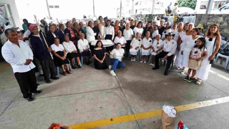 CELEBRA CLUB DEL ABUELO 10 AÑOS DE FUNDACIÓN