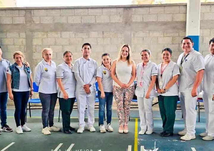 UN ÉXITO, JORNADA DE SALUD EN TOMATLÁN