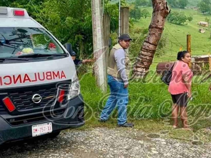 MUERE CAMPESINO; LE CAYÓ UN RAYO
