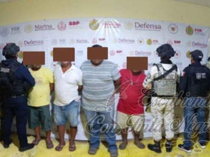 CAPTURAN A BANDA DE ROBA AUTOS