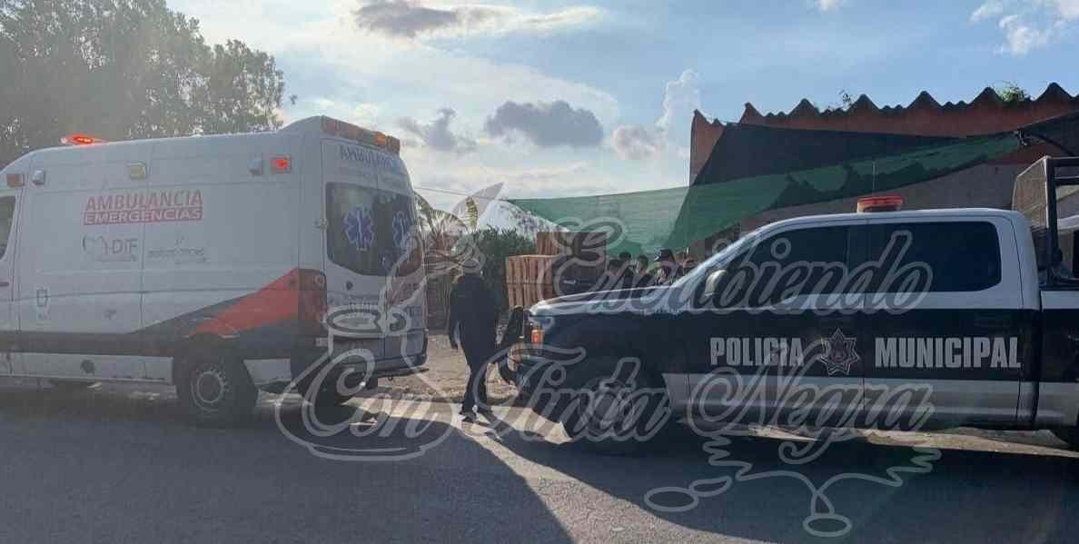 FAMILIA ARREGLA SUS DIFERENCIAS A MACHETAZOS; UNO TERMINÓ SIN DEDOS