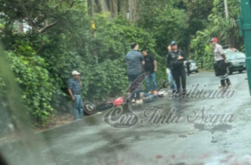 SE MATA MOTOCICLISTA EN ACCIDENTE EN ZENTLA