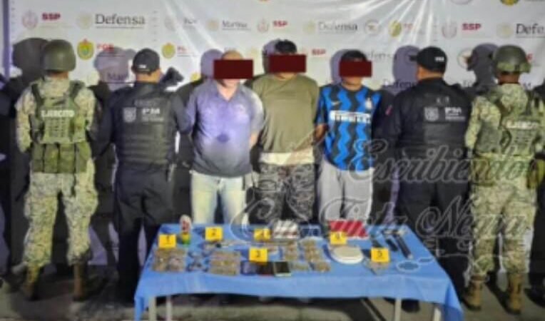 PONEN A TRES NARCO MENUDISTAS TRAS LAS REJAS