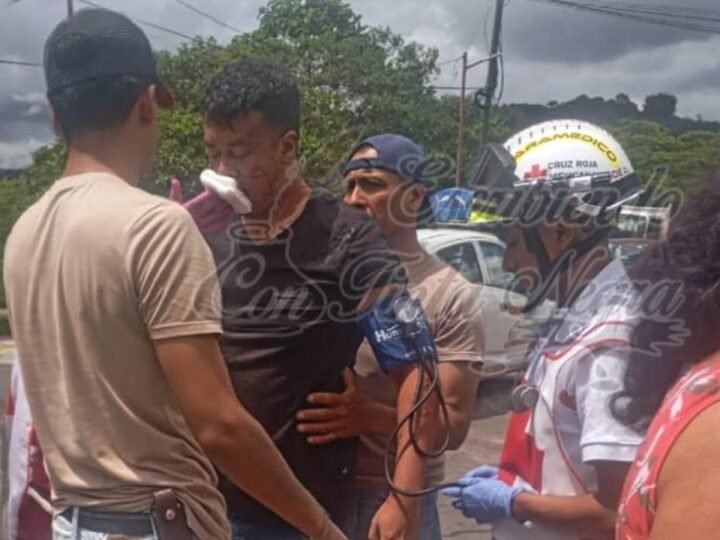 CHOCAN MOTOCICLISTAS EN HUATUSCO