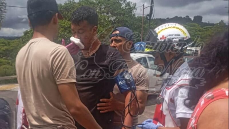 CHOCAN MOTOCICLISTAS EN HUATUSCO