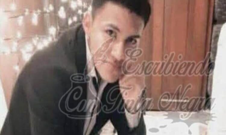 MOTOCICLISTA ATROPELLA Y MATA A NIÑA QUE ESTABA POR GRADUARSE