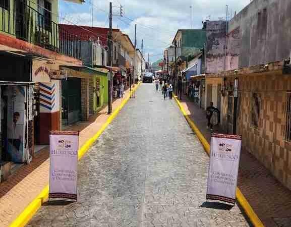 SE TRANSFORMAN CALLES DE HUATUSCO
