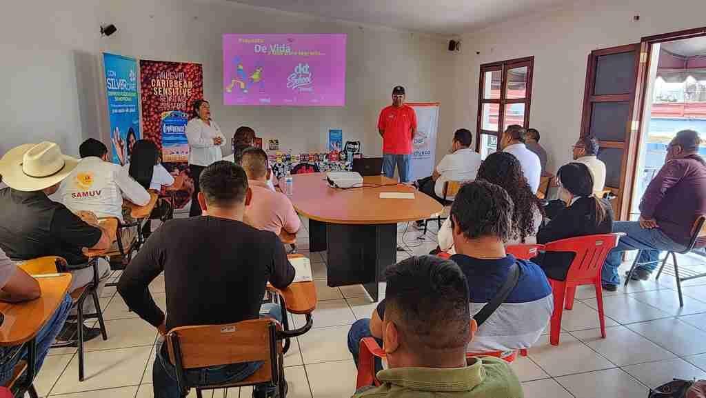 TRABAJAN EN ACCIONES DE SALUD SEXUAL EN HUATUSCO