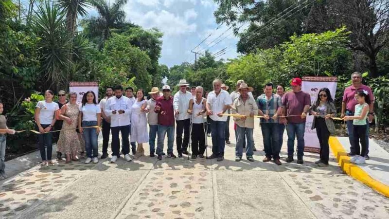 ENTREGA VENTURA DEMUNER CAMINO EN PEREGRINA