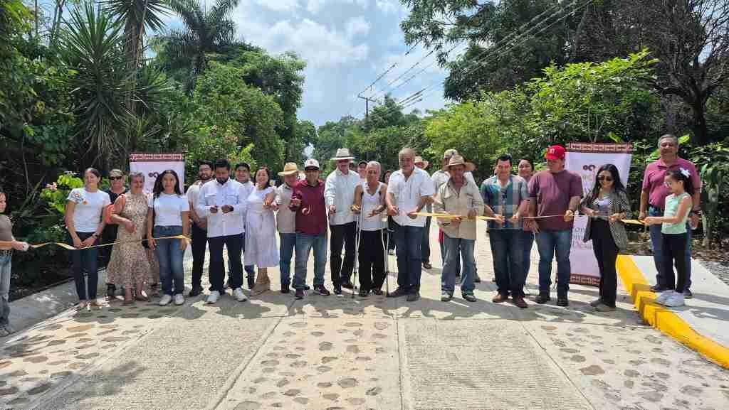 ENTREGA VENTURA DEMUNER CAMINO EN PEREGRINA