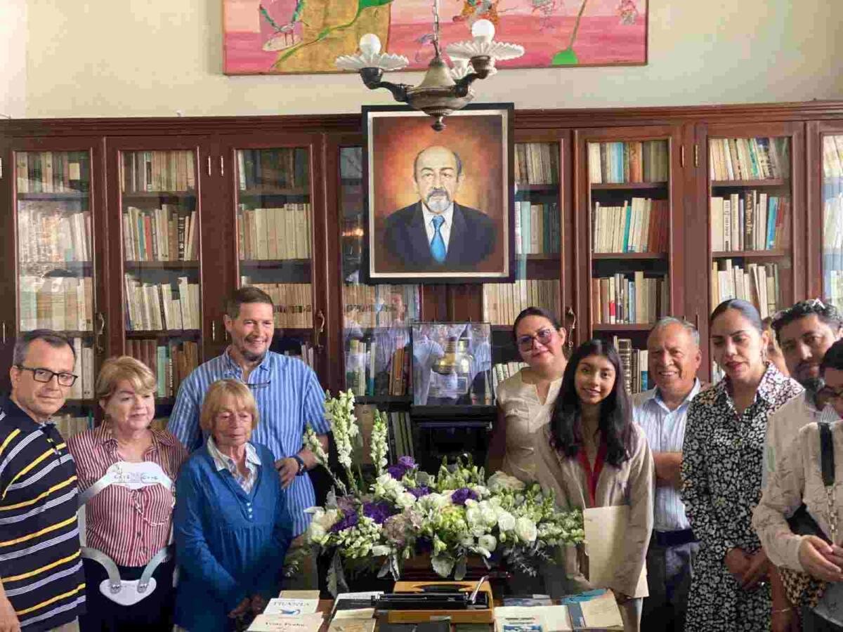 RINDEN HOMENAJE A GUILLERMO LANDA