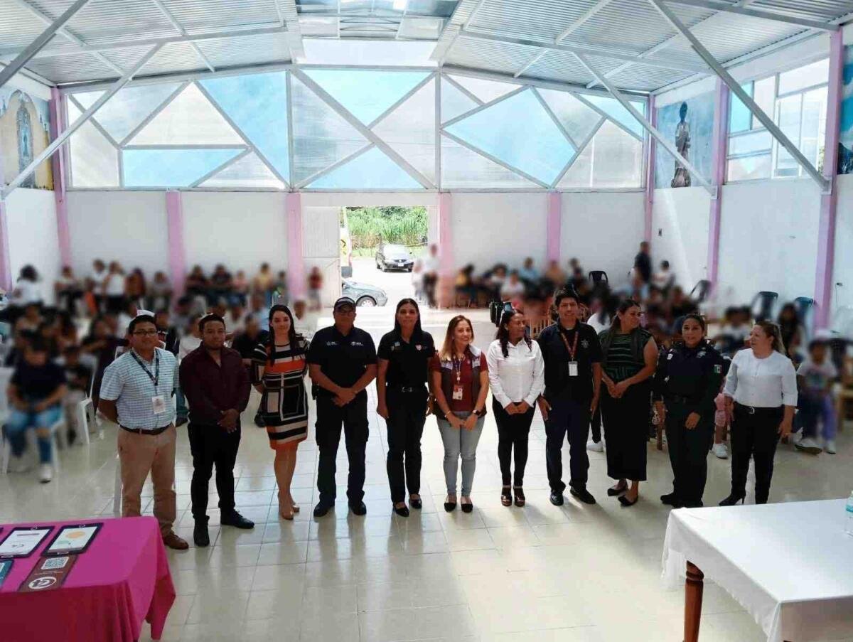 IMPARTEN PLÁTICA SOBRE VIOLENCIA EN TENAMPA