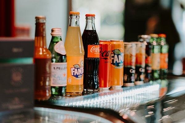 OMS PIDE PONER 50% DE IMPUESTO A BEBIDAS AZUCARADAS, ALCOHOL Y TABACO