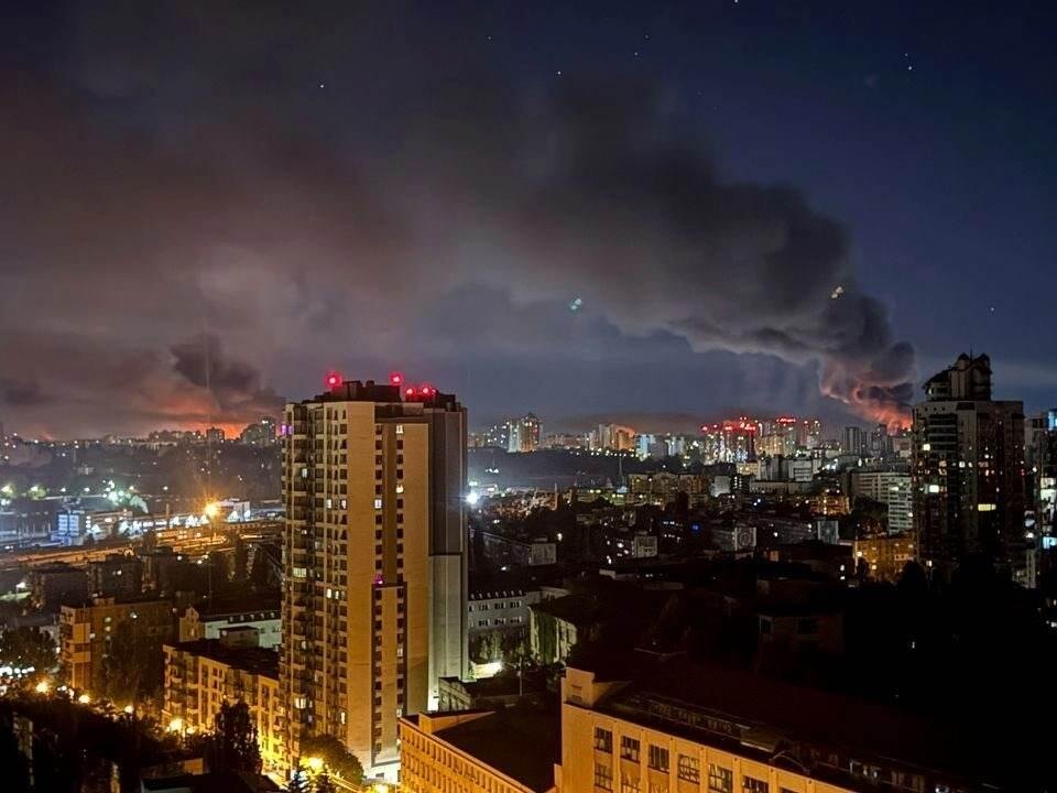 CON 550 DRONES Y MISILES, RUSIA LANZA UNO DE LOS ATAQUES MÁS GRANDES CONTRA UCRANIA