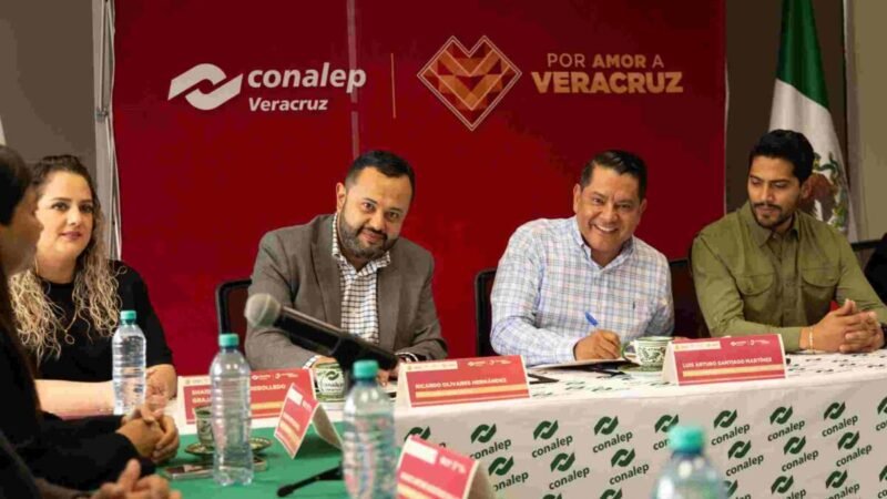 SECRETARÍA DEL TRABAJO Y CONALEP VERACRUZ FIRMAN CONVENIO EN BENEFICIO DE ESTUDIANTES Y EGRESADOS