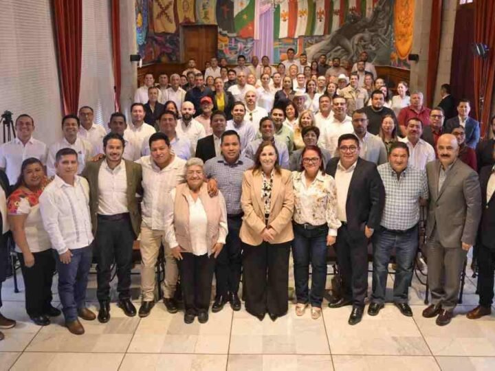 GOBERNADORA ROCÍO NAHLE SE REÚNE CON ALCALDES ELECTOS Y REFRENDA APOYO TOTAL