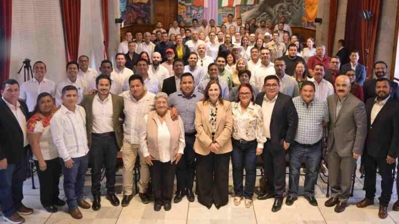 GOBERNADORA ROCÍO NAHLE SE REÚNE CON ALCALDES ELECTOS Y REFRENDA APOYO TOTAL
